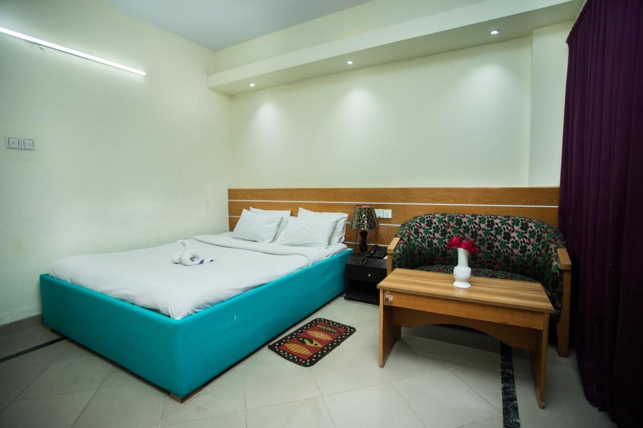 Hotel Mishuk Cox's Bazar Esterno foto