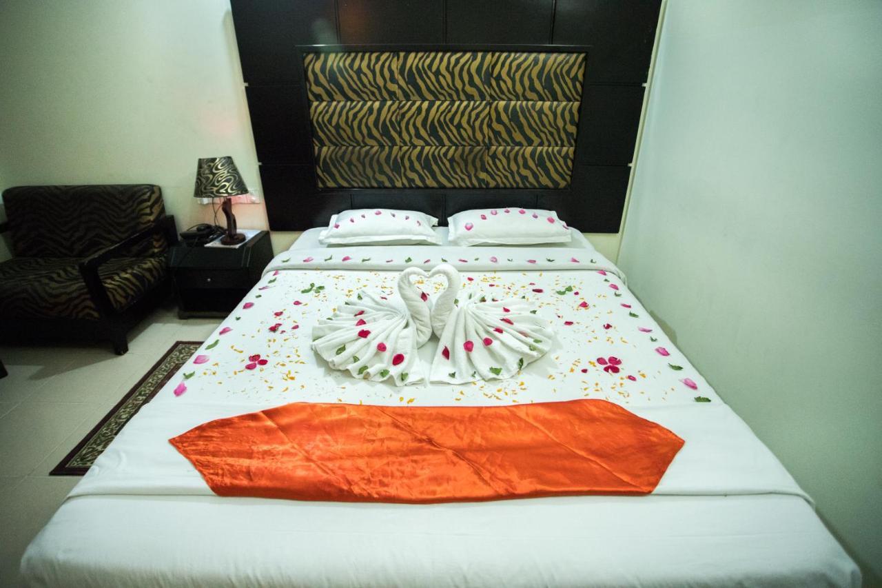 Hotel Mishuk Cox's Bazar Esterno foto
