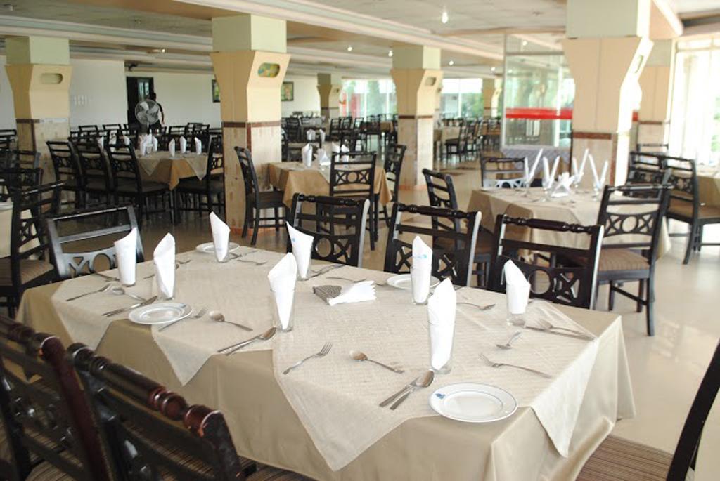 Hotel Mishuk Cox's Bazar Esterno foto